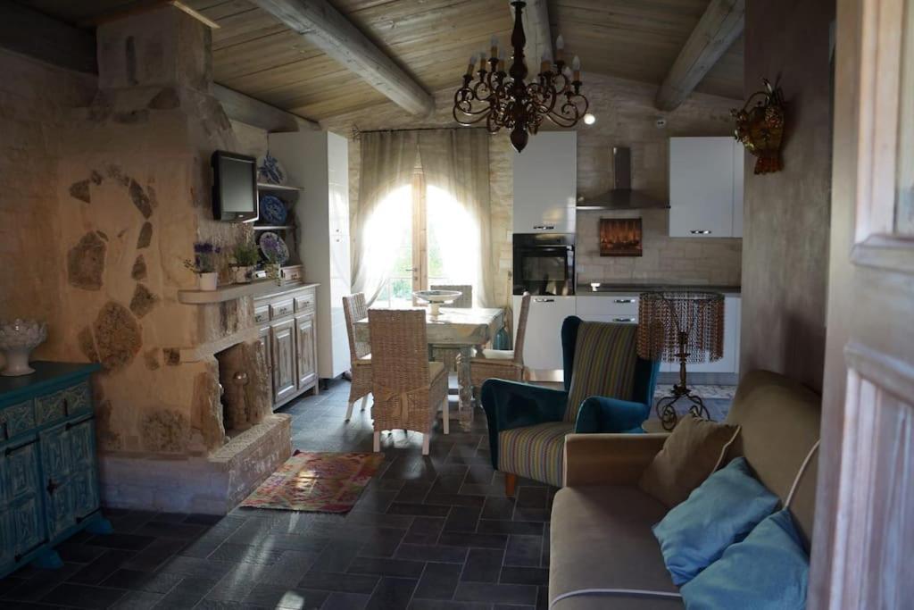 Villa Vittoria Events Корато Экстерьер фото
