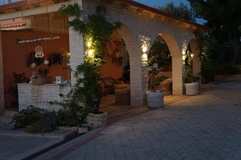 Villa Vittoria Events Корато Экстерьер фото