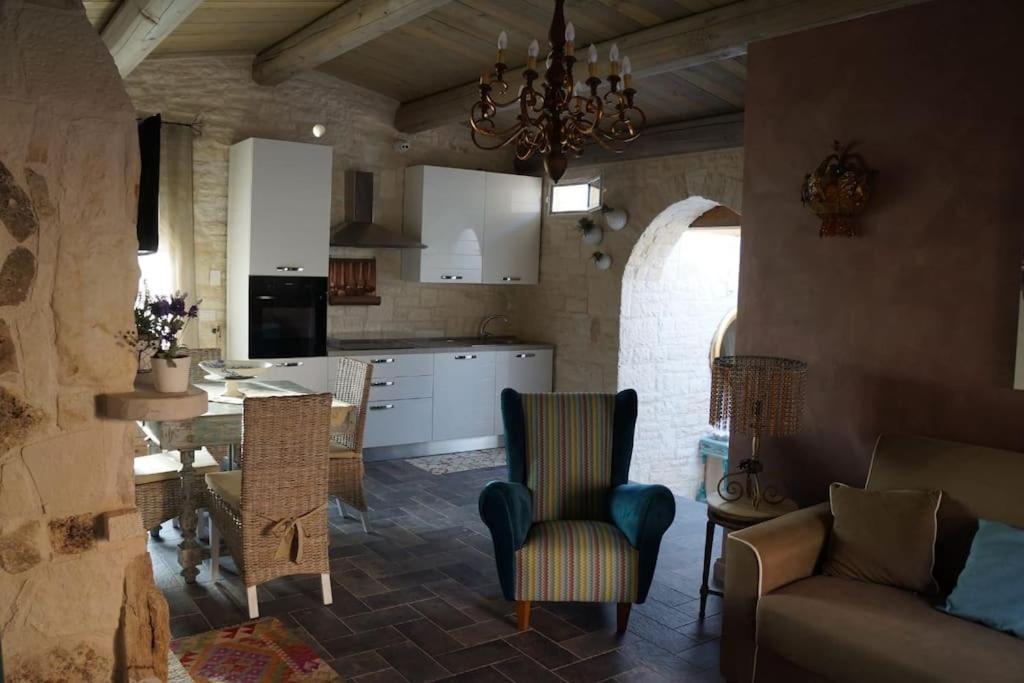 Villa Vittoria Events Корато Экстерьер фото